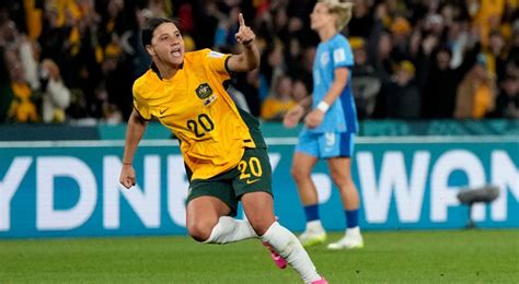 Sam Kerr scores but Australia loses to England and falls short of Women’s World Cup final